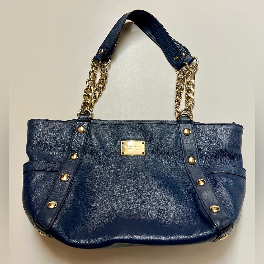 Michael Kors navy leather purse in good condition